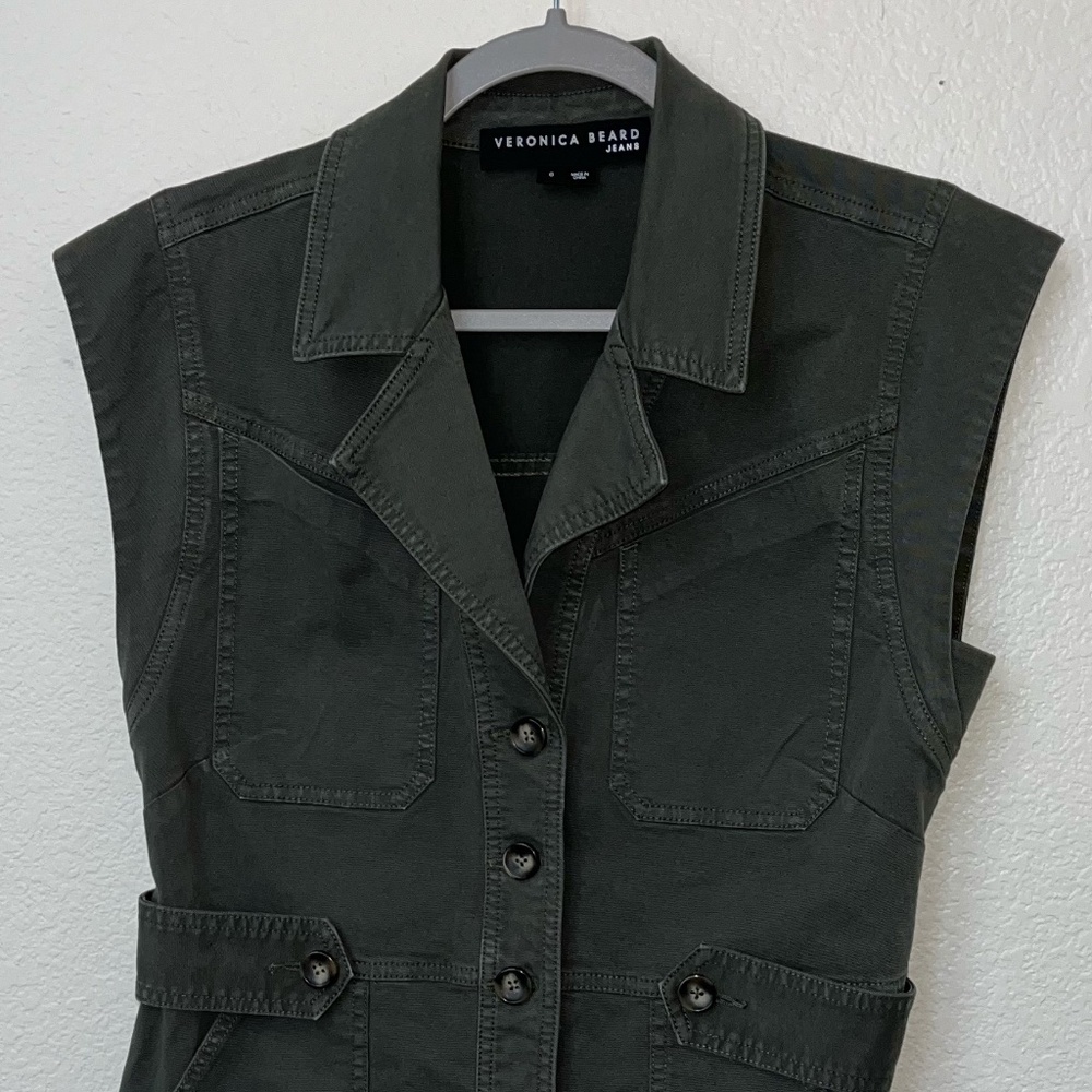 VERONICA BEARD | Cotton-Blend Twill Button Mini Dress in Army Green | Size 6 - Picture 5 of 13